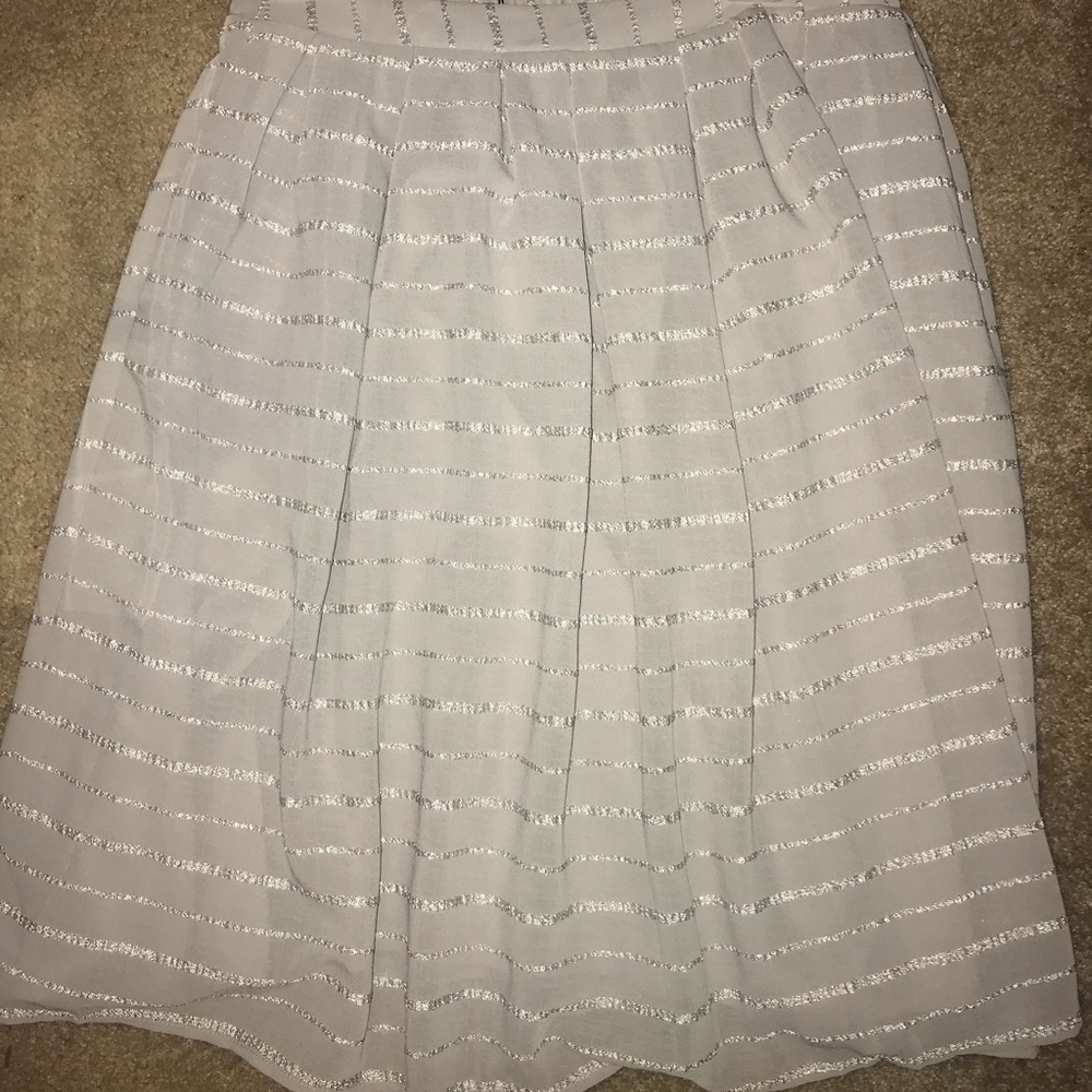 High-waisted skirt